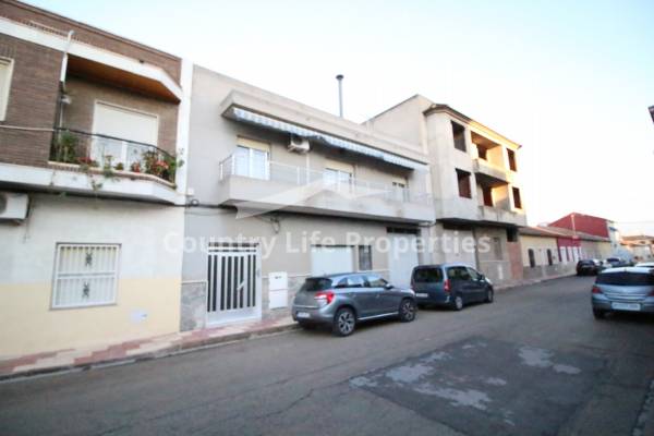 Maison de village - Revente - Dolores - Town