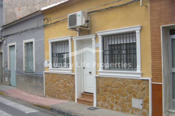 Village House - Resale - Dolores - Town