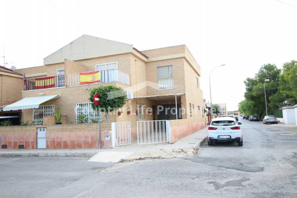 Jumelé - Revente - Dolores - Town