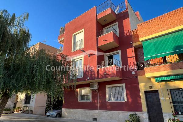 Appartement - Wederverkoop - Dolores - Town