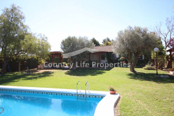 Country house - Resale - Dolores - Town
