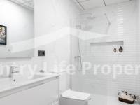 Resale - Quad / Semi detached - Daya Nueva - Town