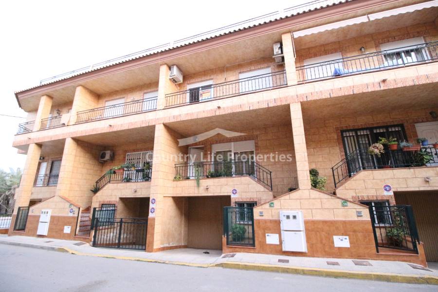 Resale - Quad / Semi detached - Catral - Town 