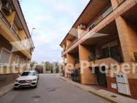 Resale - Quad / Semi detached - Catral - Town 