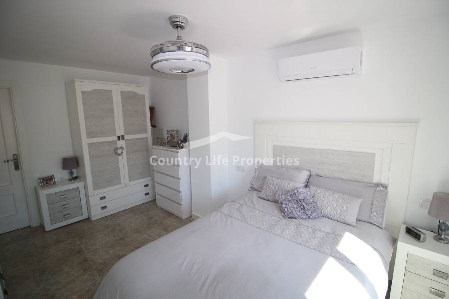 Resale - Penthouse - Dolores - Town