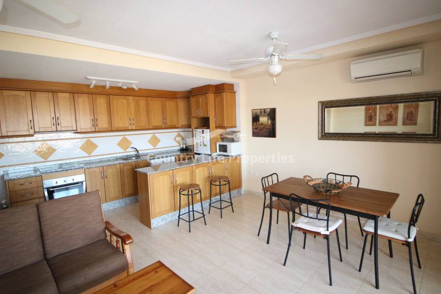 Resale - Apartment - Dolores - Town