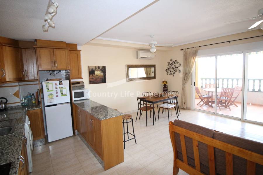 Resale - Apartment - Dolores - Town