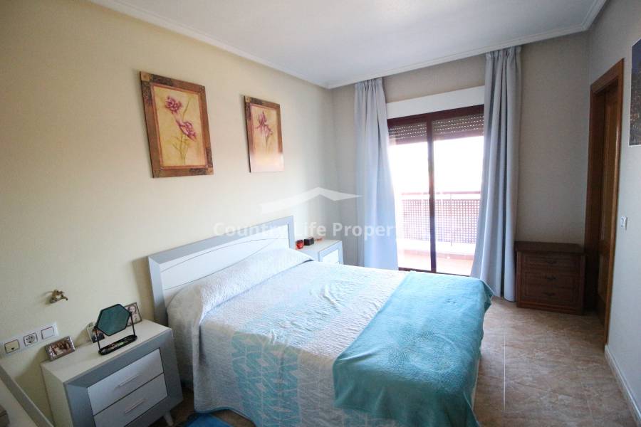 Resale - Apartment - Dolores - Town