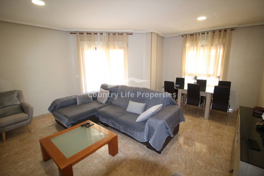 Resale - Apartment - Dolores - Town