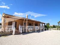 Resale - Villa - Catral - Countryside 