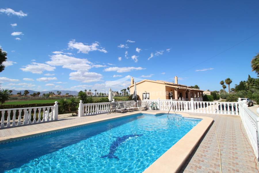 Resale - Villa - Catral - Countryside 