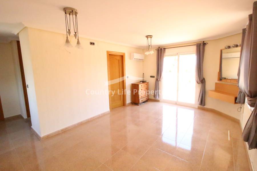 Resale - Villa - Catral - Countryside 