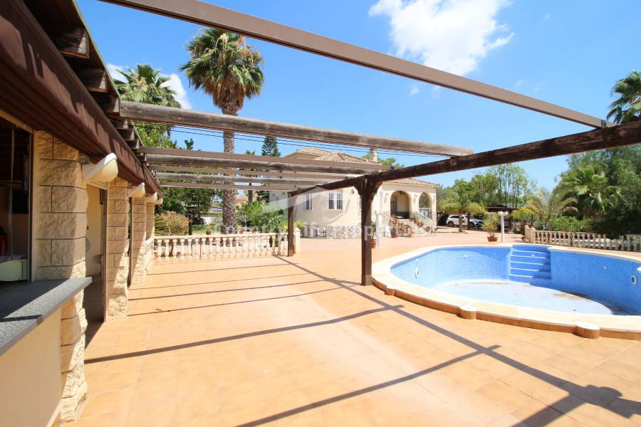 Resale - Villa - Catral - Countryside 