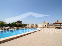 Resale - Villa - Catral - Countryside 