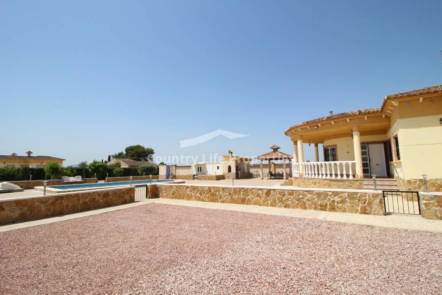 Resale - Villa - Catral - Countryside 