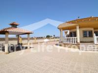 Resale - Villa - Catral - Countryside 