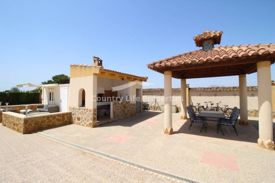 Resale - Villa - Catral - Countryside 