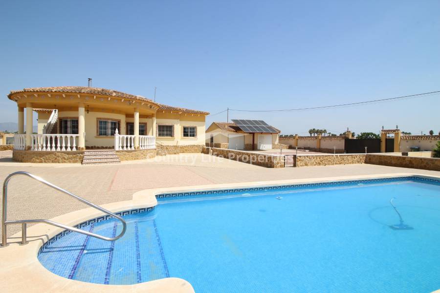 Resale - Villa - Catral - Countryside 