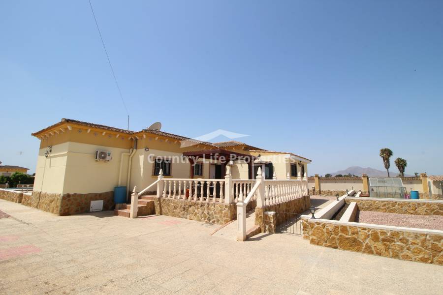 Resale - Villa - Catral - Countryside 