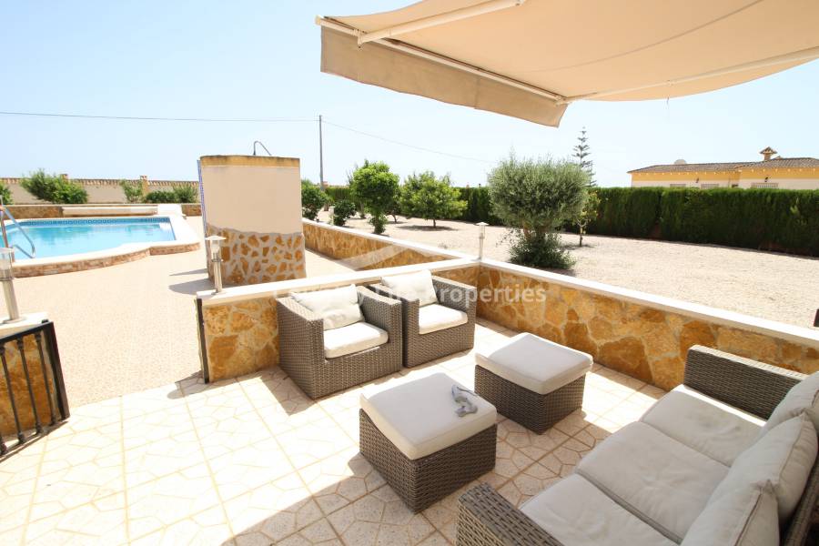 Resale - Villa - Catral - Countryside 