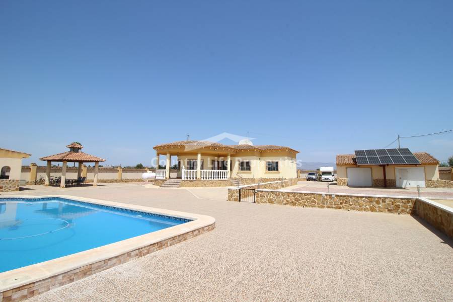 Resale - Villa - Catral - Countryside 