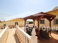 Resale - Villa - Catral - Countryside 