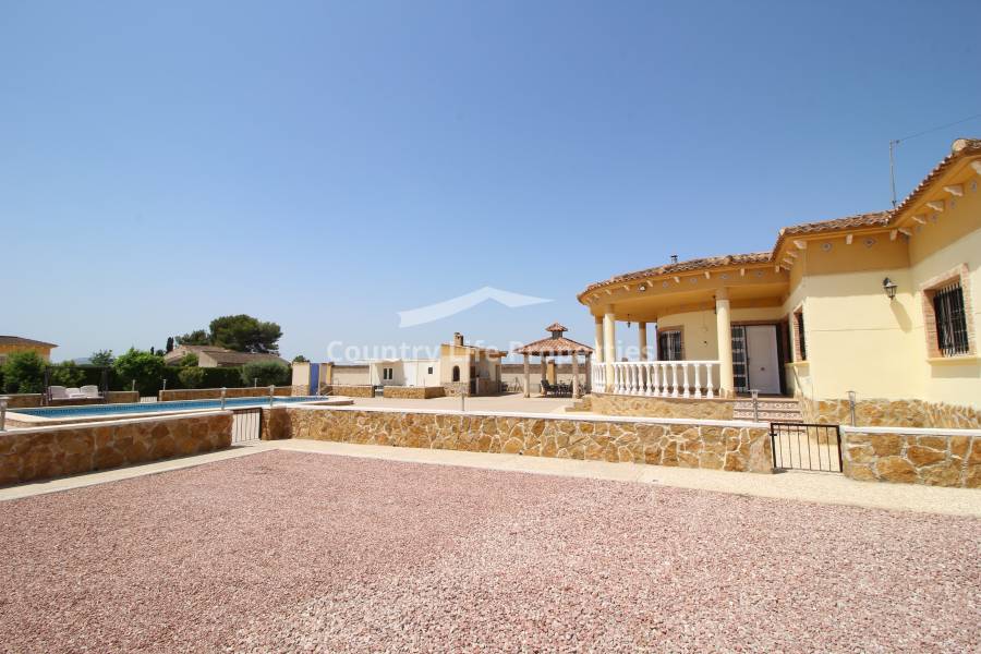 Resale - Villa - Catral - Countryside 