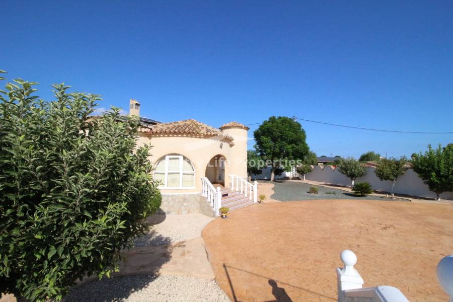 Resale - Villa - Catral - Countryside 