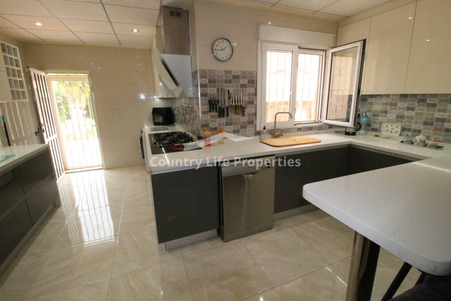 Resale - Villa - Albatera - Countryside