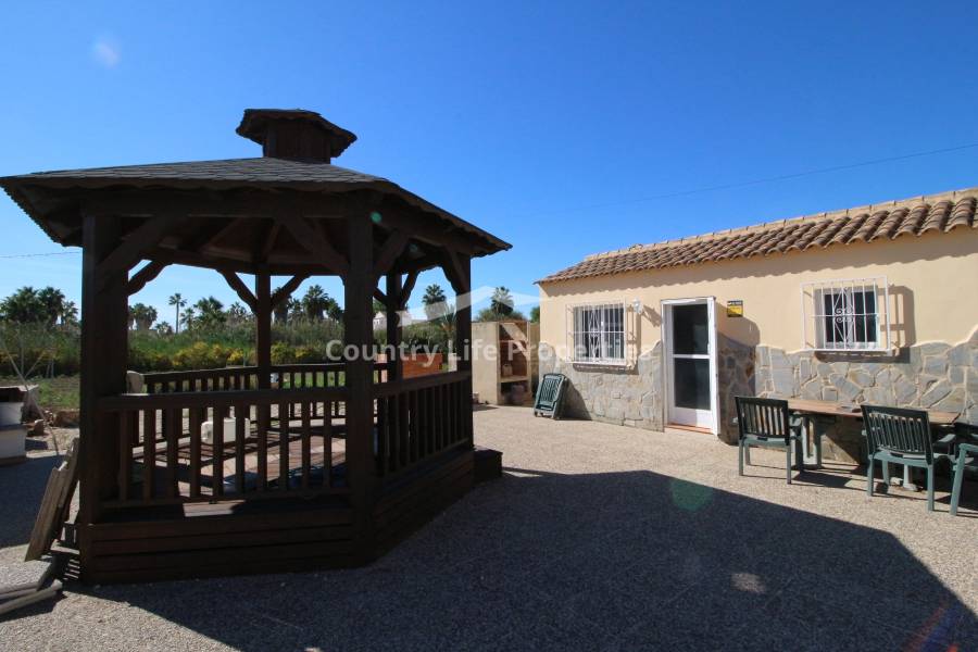 Resale - Country house - Catral - Countryside 