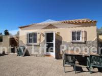 Resale - Country house - Catral - Countryside 