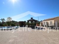 Resale - Country house - Catral - Countryside 