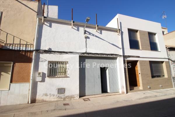 Village House - Resale - Dolores - Town