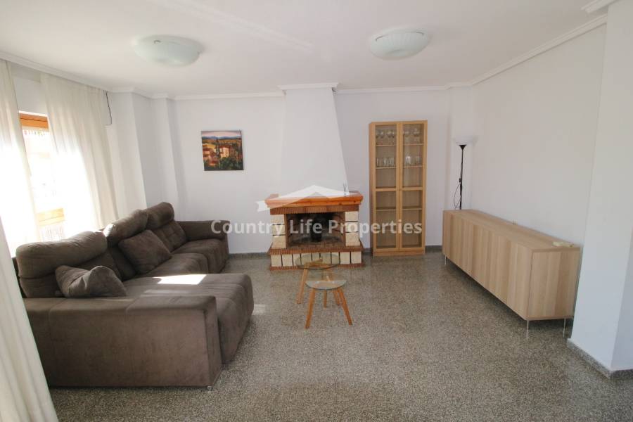 Resale - Apartment - Dolores - Town