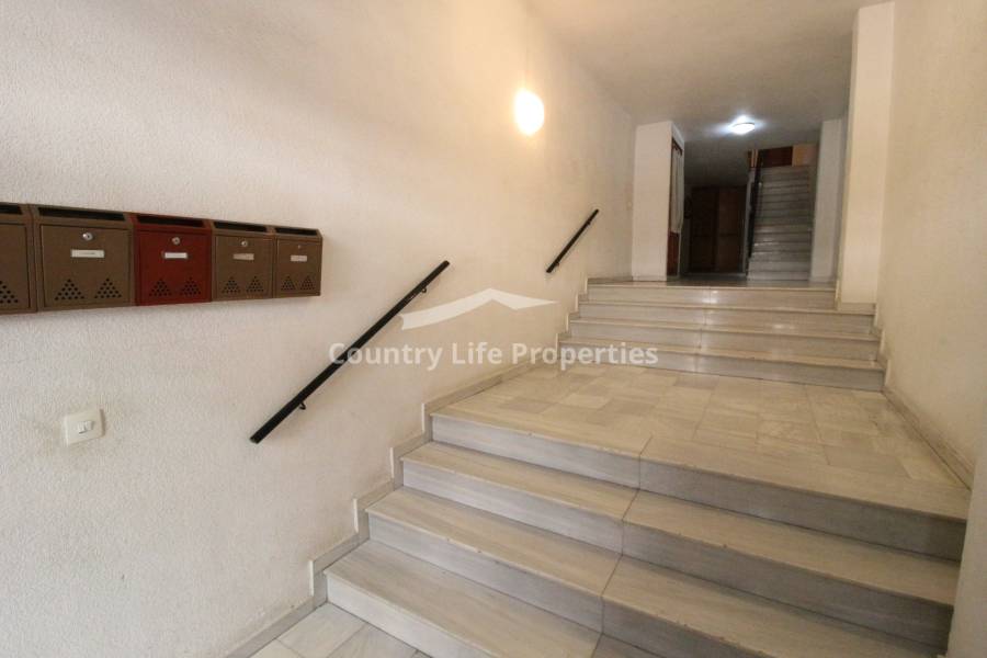 Resale - Apartment - Dolores - Town