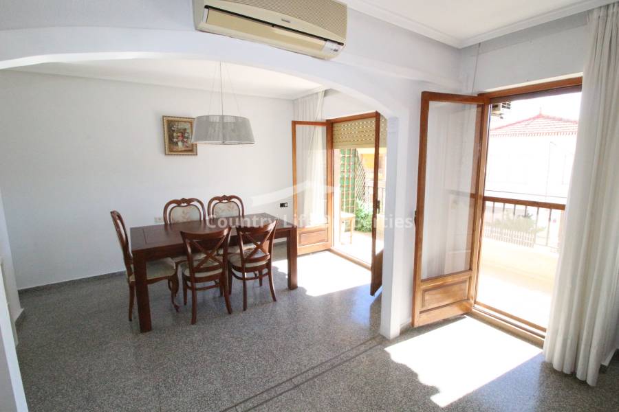 Resale - Apartment - Dolores - Town