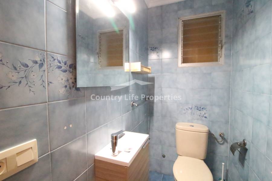 Resale - Apartment - Dolores - Town