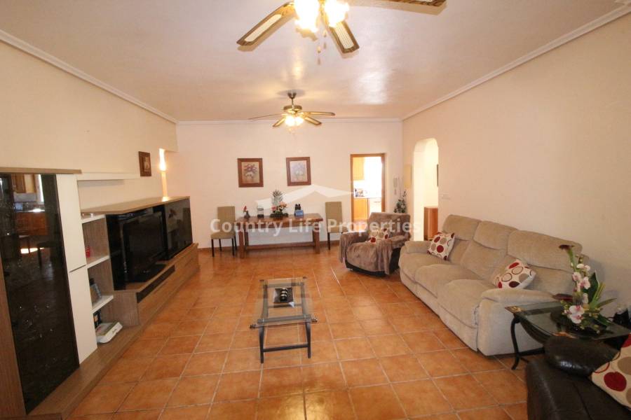 Resale - Villa - Catral - Countryside 