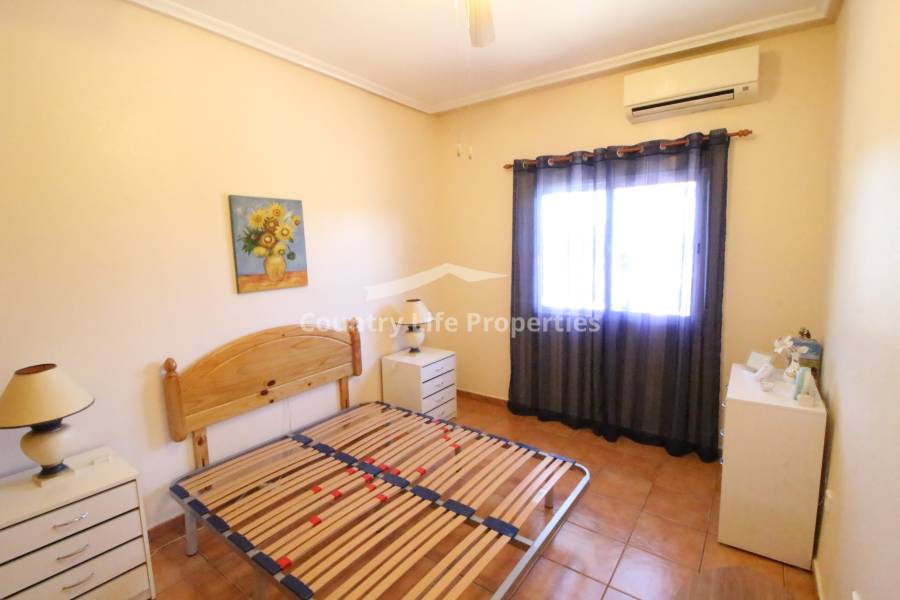 Resale - Villa - Catral - Countryside 