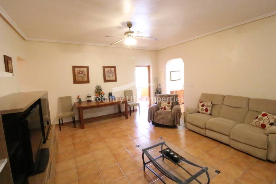 Resale - Villa - Catral - Countryside 