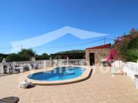 Resale - Villa - Catral - Countryside 