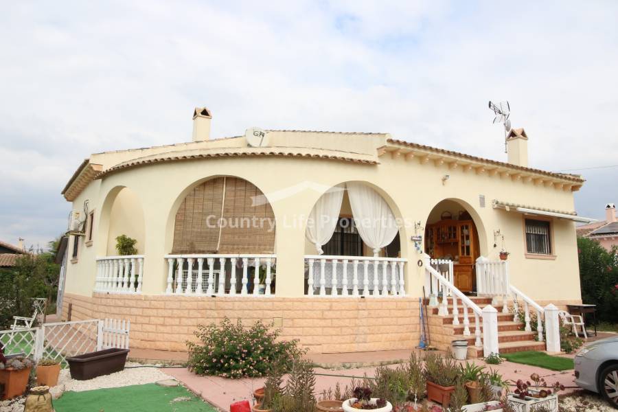 Resale - Country house - Catral - Countryside 