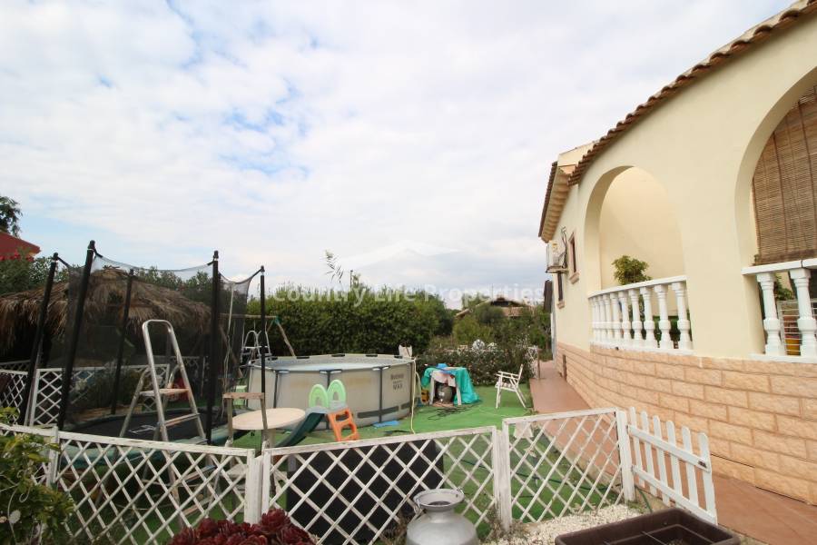 Resale - Country house - Catral - Countryside 