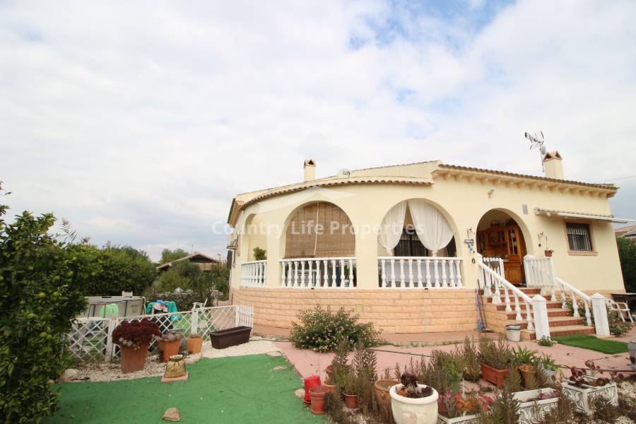 Resale - Country house - Catral - Countryside 