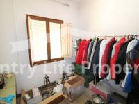 Resale - Village House - Dolores - Town