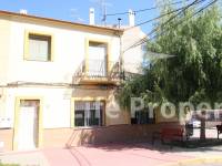 Resale - Village House - Dolores - Town