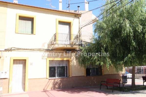 Village House - Resale - Dolores - Town