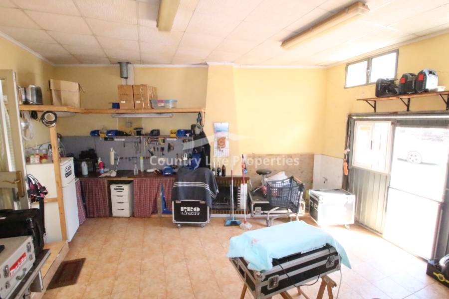 Resale - Village House - Dolores - Town