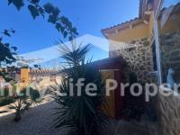 Resale - Villa - Catral - Countryside 