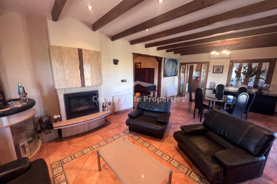 Resale - Villa - Catral - Countryside 